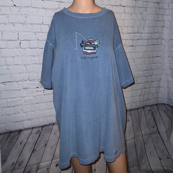 Life Is Good Tops - Life is Good Dark Blue Short Sleeve Shirt size XL